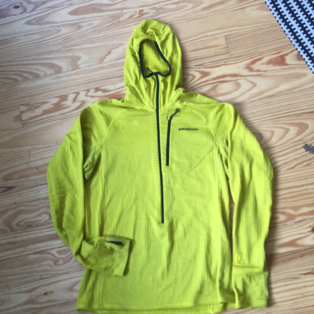 Patagonia Hooded R1